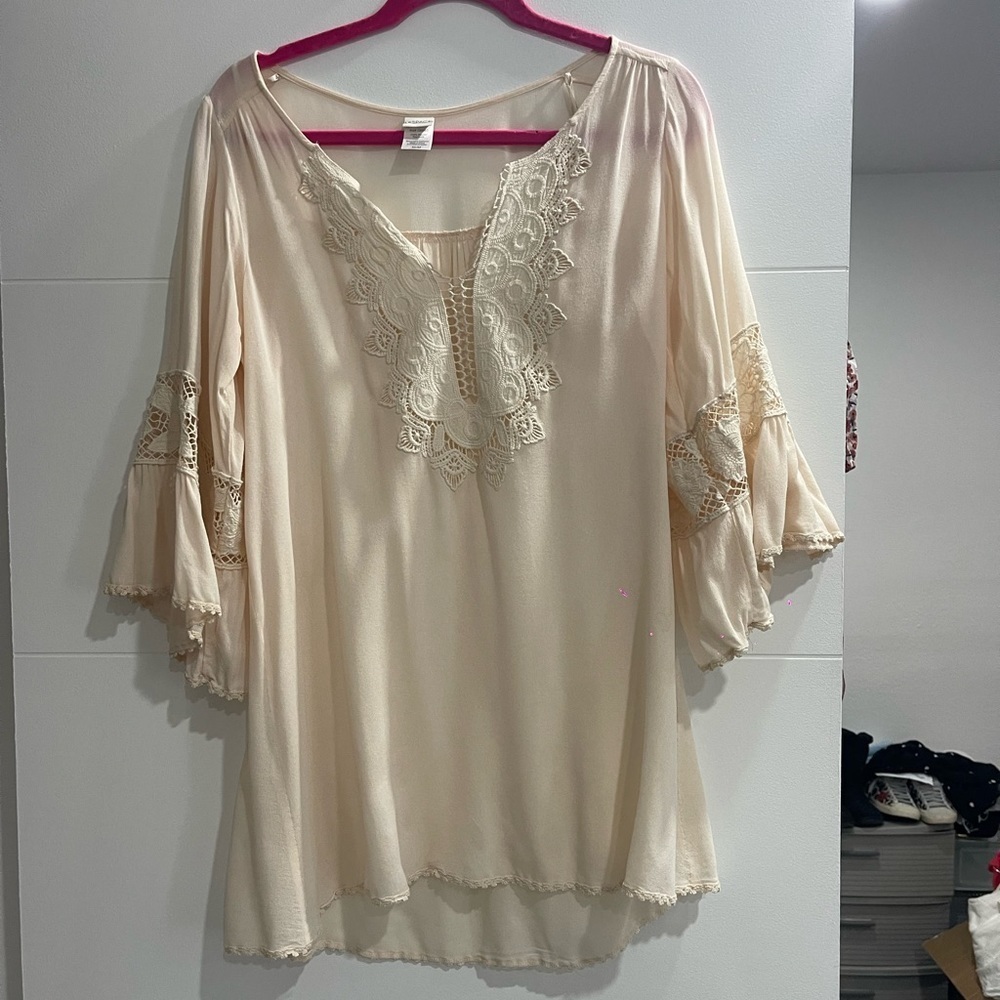 From Nordstrom Summer top very elegant one size fits all